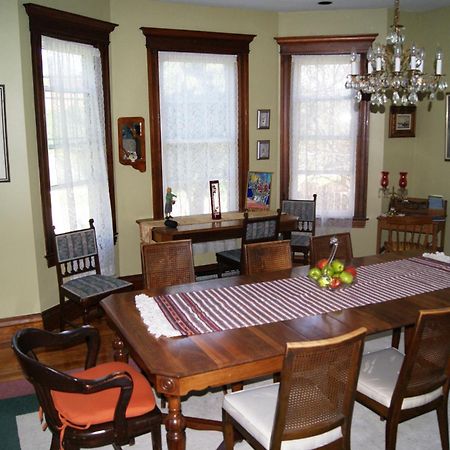 Ye Olde Walkerville Bed & Breakfast Windsor Exterior foto