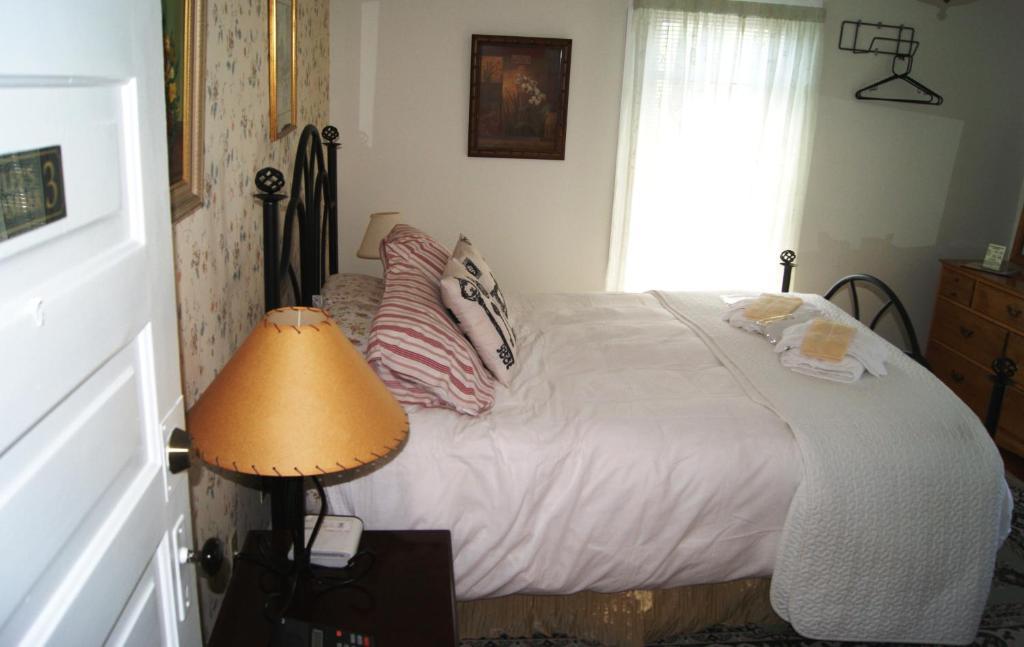 Ye Olde Walkerville Bed & Breakfast Windsor Quarto foto